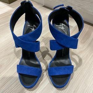 Gorgeous electric blue giuseppe zanotti sandals